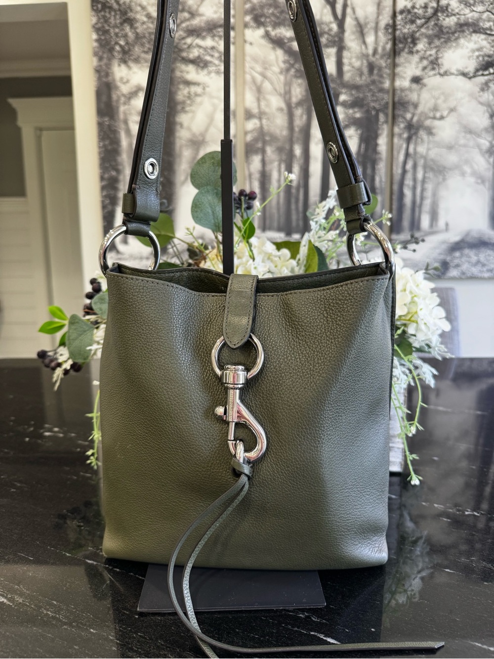 🌺🍃Rebecca Minkoff Small Megan Olive Green Crossbody/Shoulder Bag